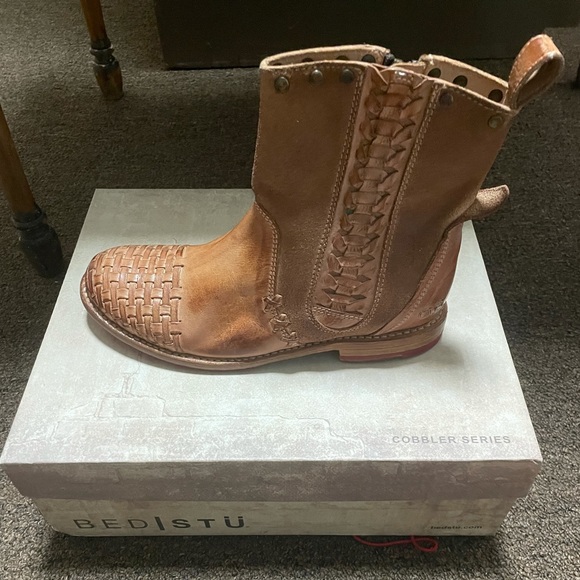 BED|STU Baxter tan 7 - Picture 2 of 11